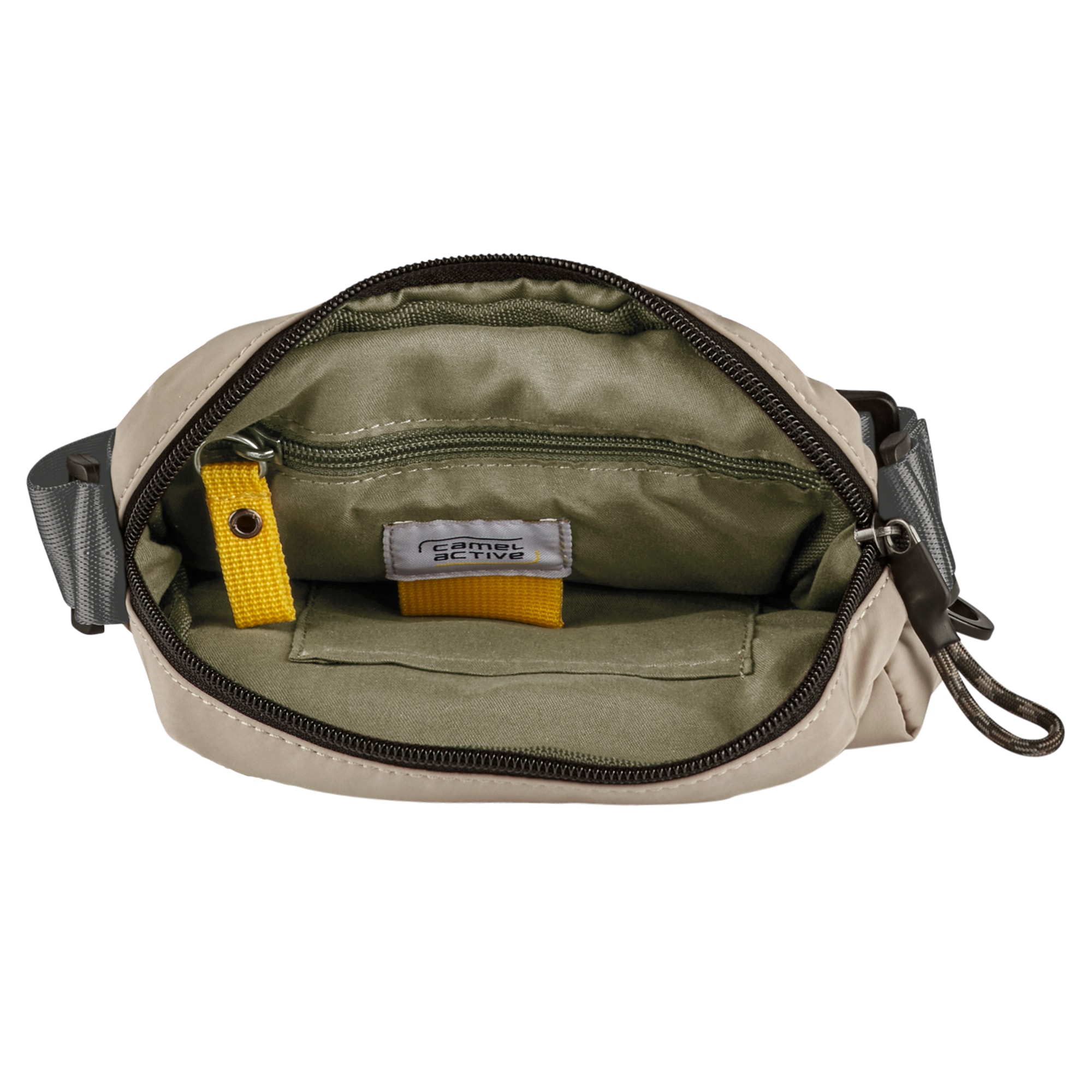 camel active Umhängetasche »Terra« aus recyceltem Nylon und voluminös aufgesetzten Taschen