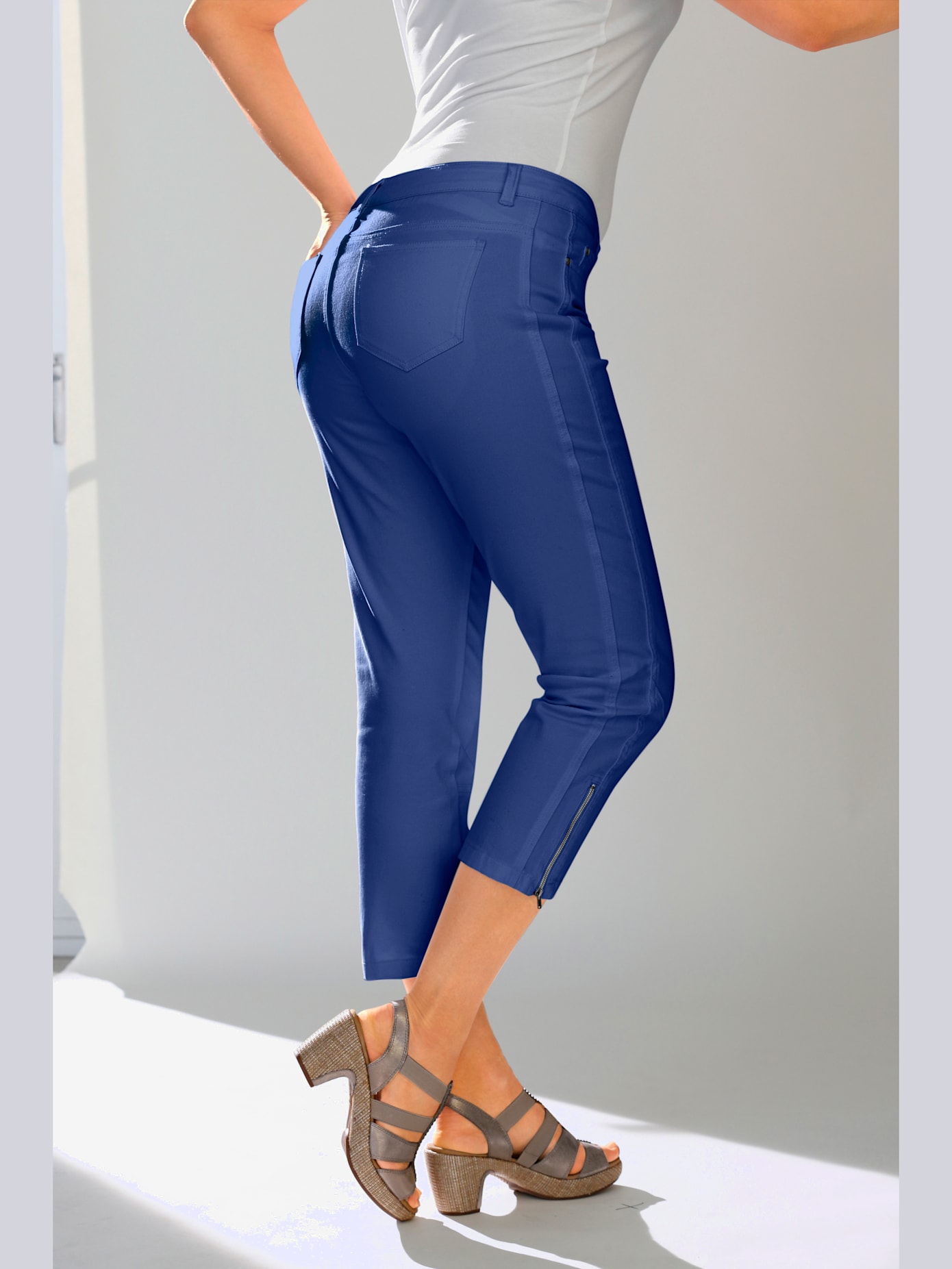 Pantalon effet ventre plat coupe skinny