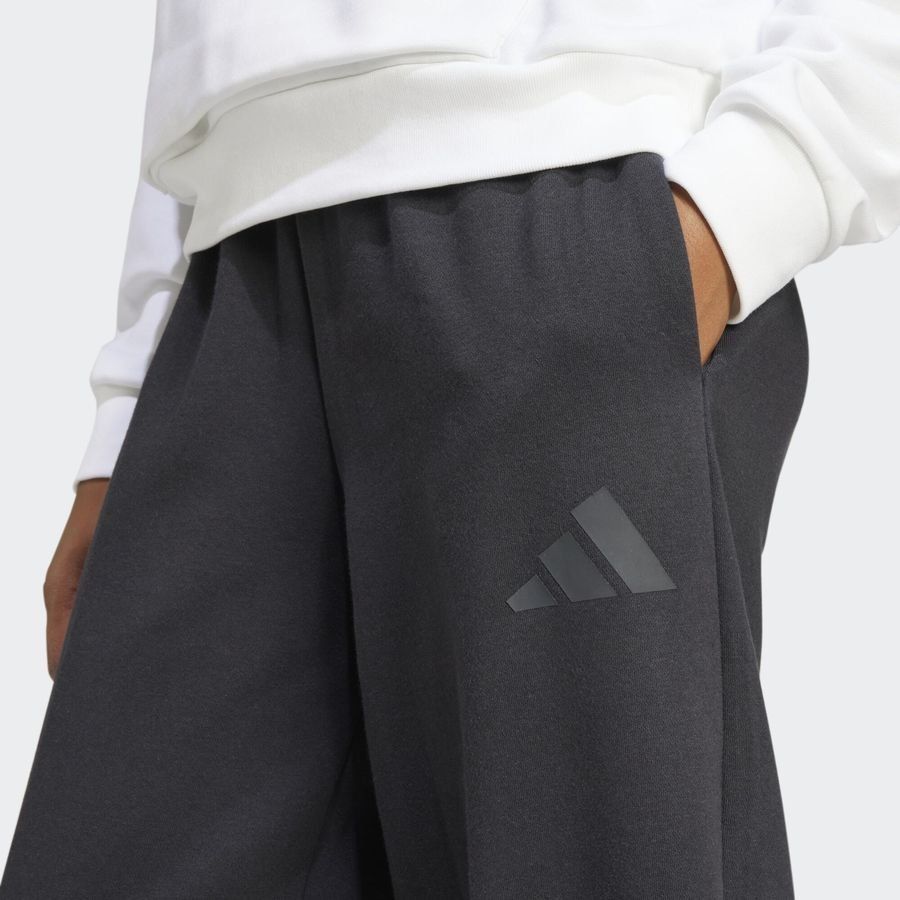 Adidas Pantalon molleton Essentials Contemporary Logo Barrel