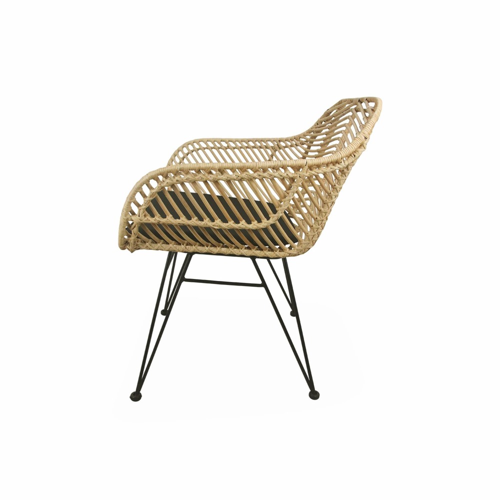 Lot de 2 fauteuils en rotin naturel et métal. Coussin noir - cahya