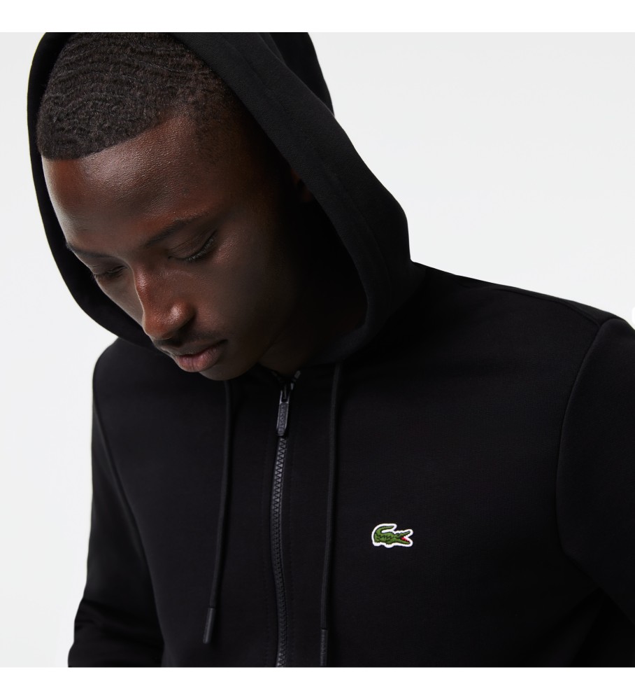 Moletom Lacoste preto com bolso canguru e forro de lã.