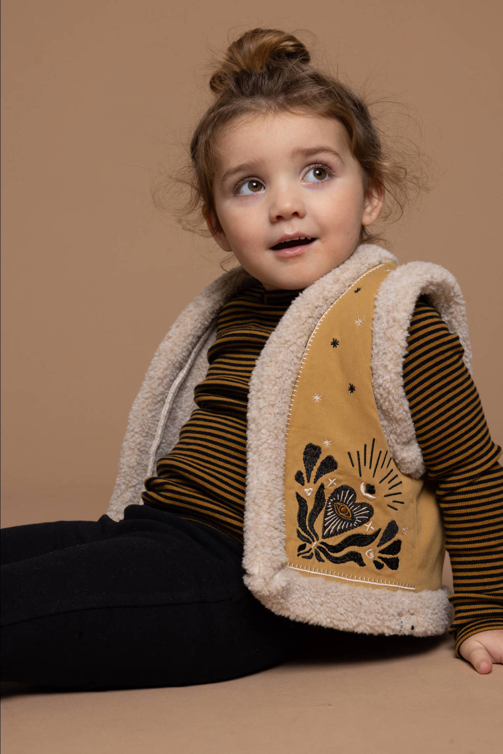 gilet met printopdruk okergeel/beige