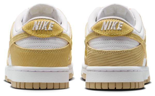 Chaussures Sportswear Nike Dunk Low Beige Femme