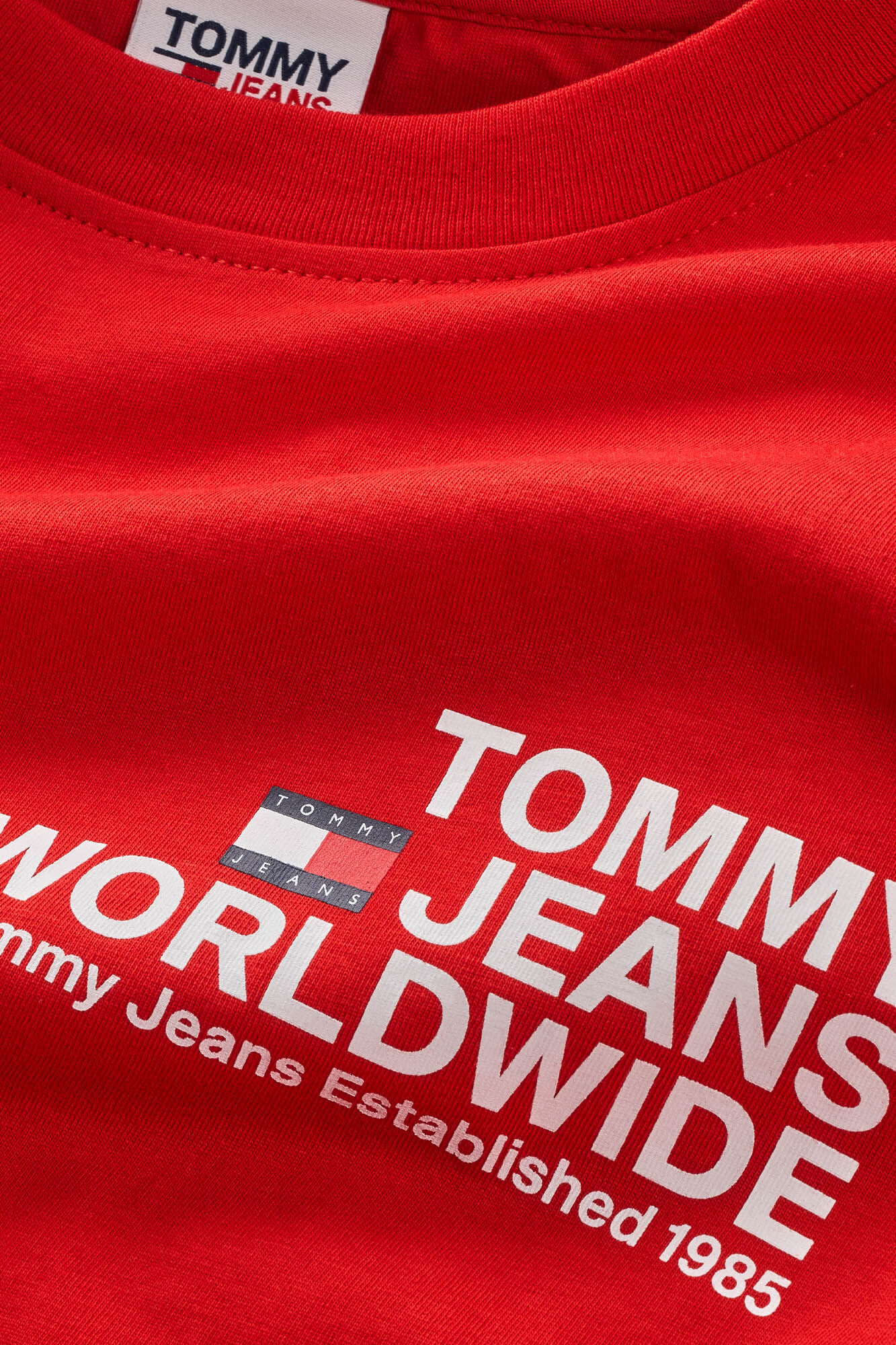 Camiseta masculina Tommy Jeans.