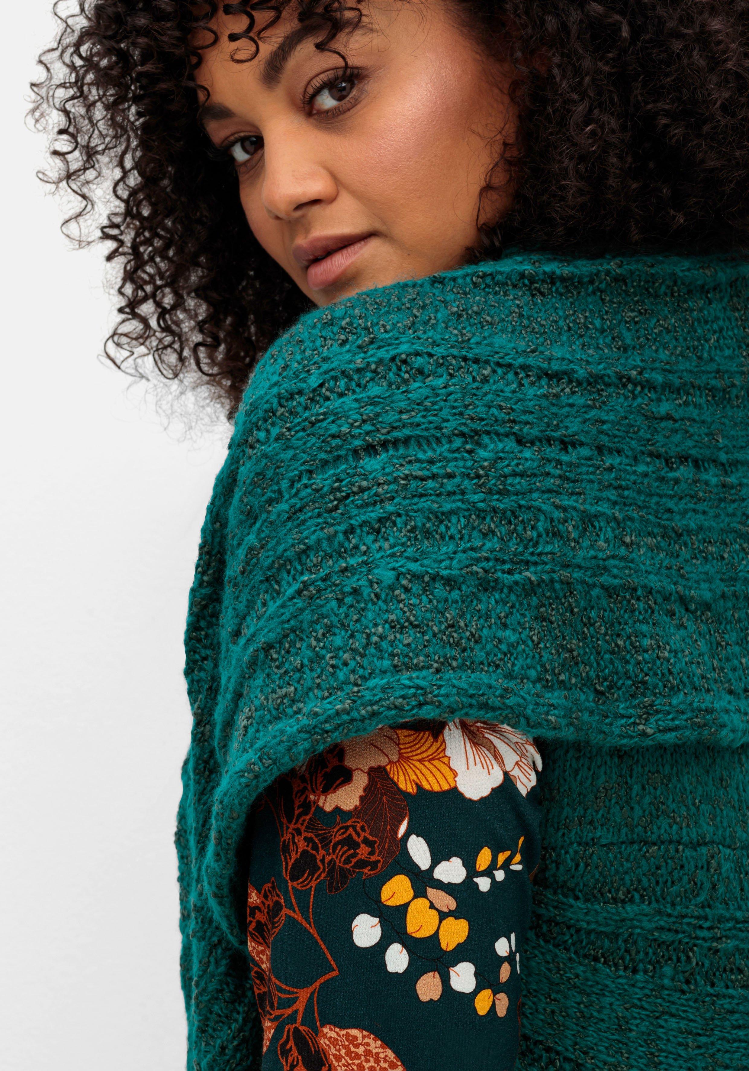 Strickweste mit breitem Umlegekragen