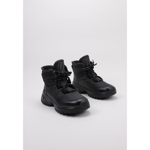 UGG - Yose Puffer Lace Negro