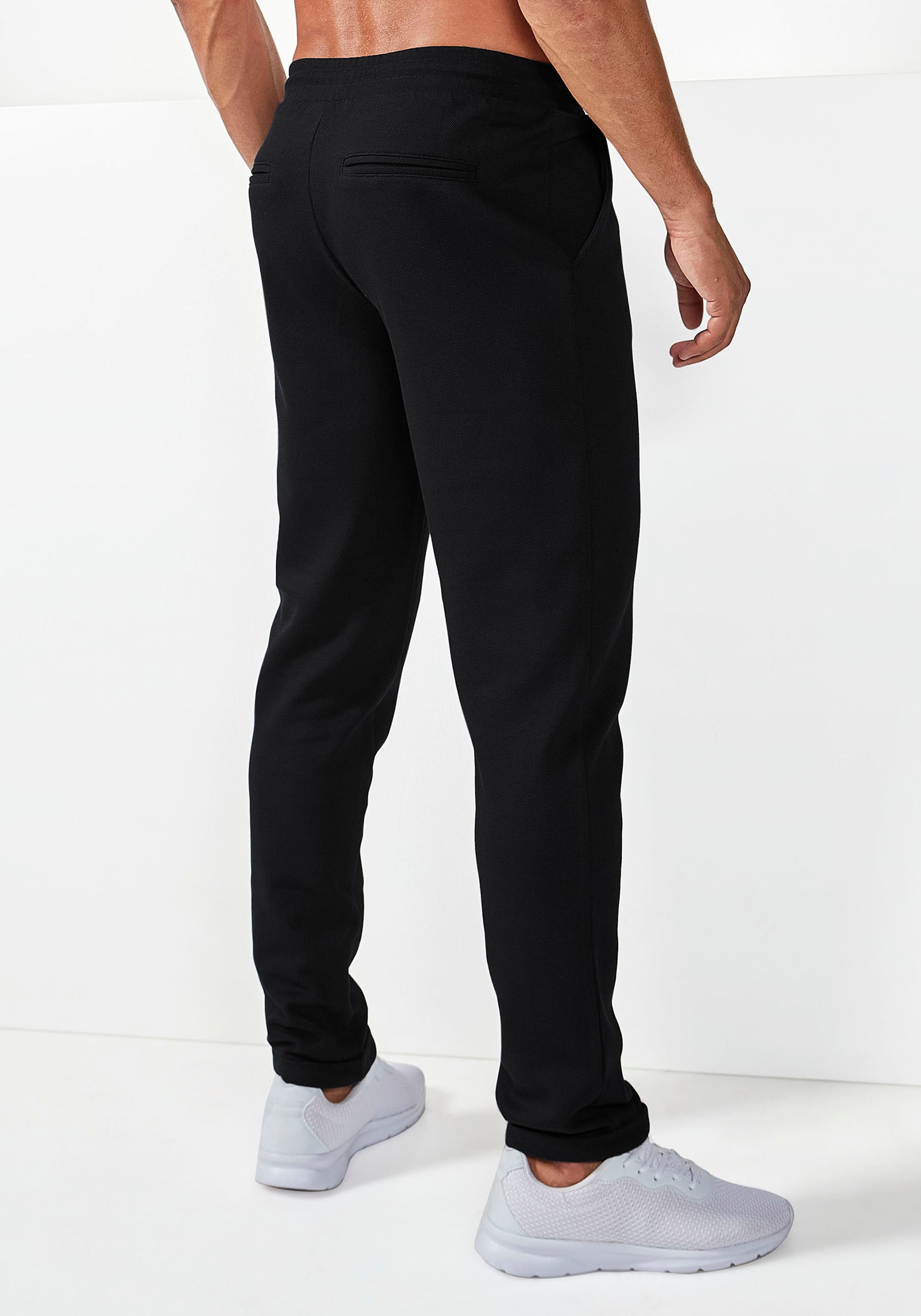 Bruno Banani Sweathose  Jogginghose aus schöner Strukturware