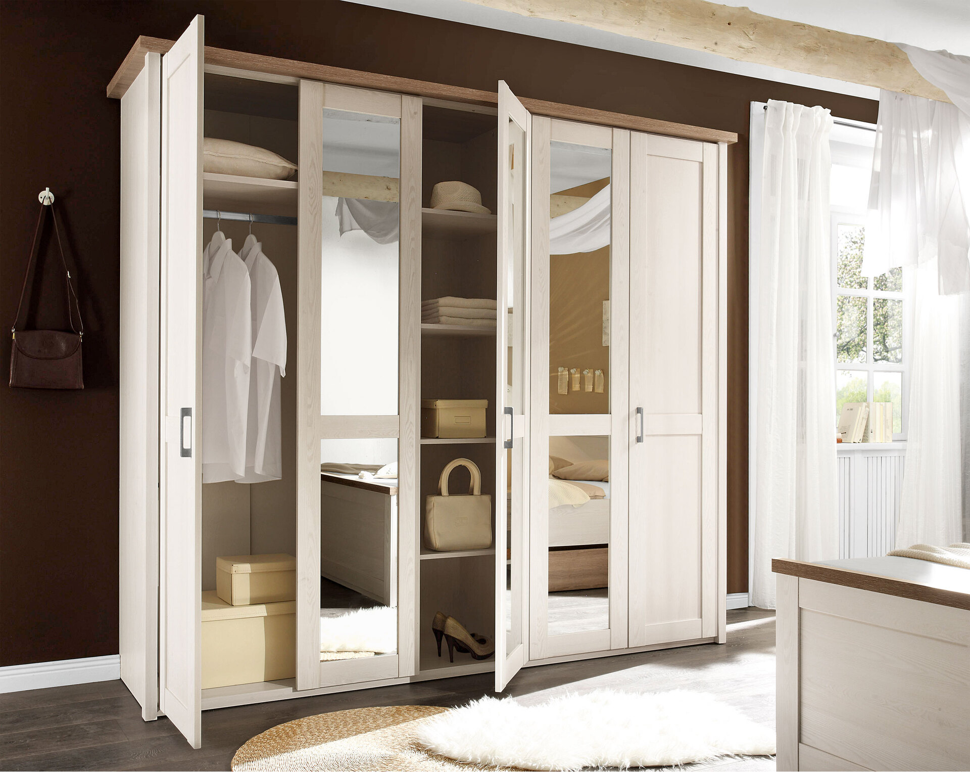 Drehtürenschrank LUCA 235 x 213 cm weiß