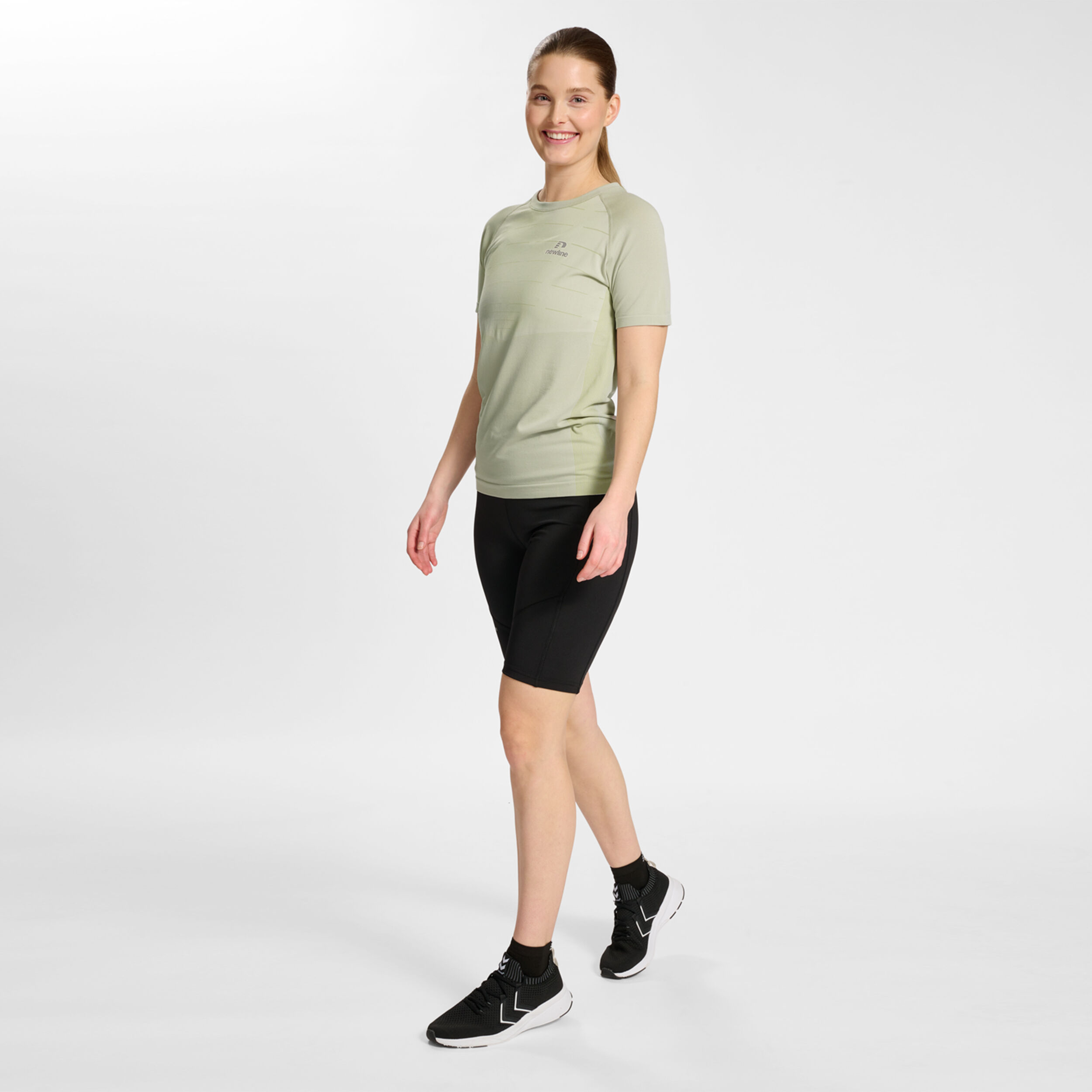 Newline Riverside Seamless T-Shirt Maillot De Course Femmes - Gris
