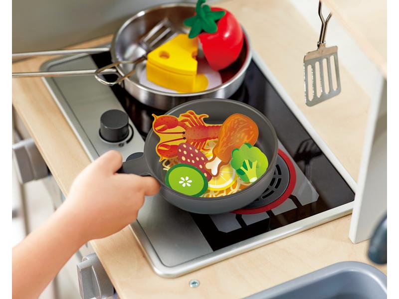 Hape Spielküche mit lustiger Bratpfanne Grosses Küchenspielset