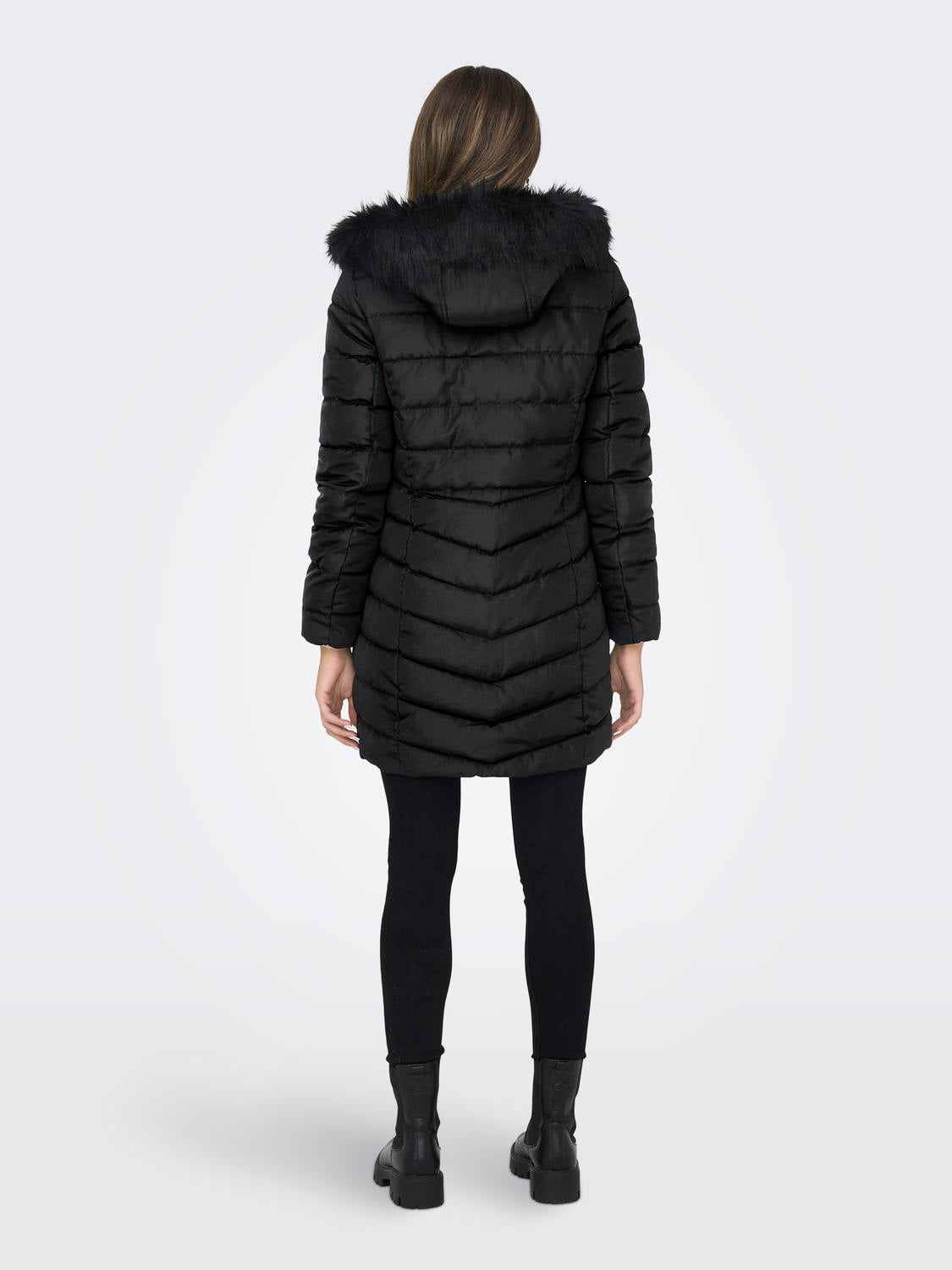 ONLNEWELLAN Steppmantel Black