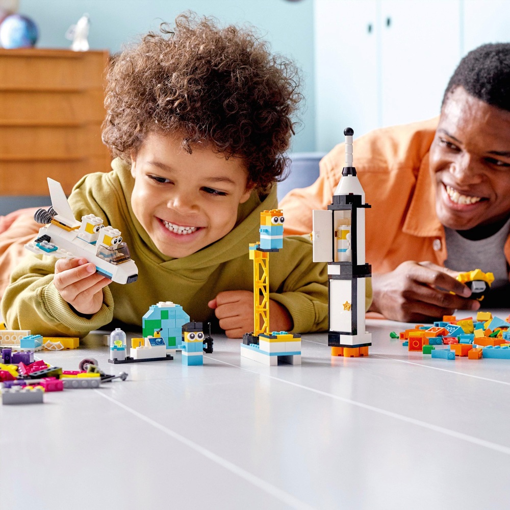 LEGO Classic 11022 Weltraummission Bausteinbox Bauspielzeug