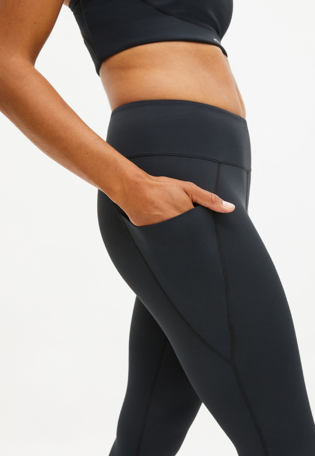 Röhnisch Flattering Reg Waist Hardloopbroek Lang Zwart Dames