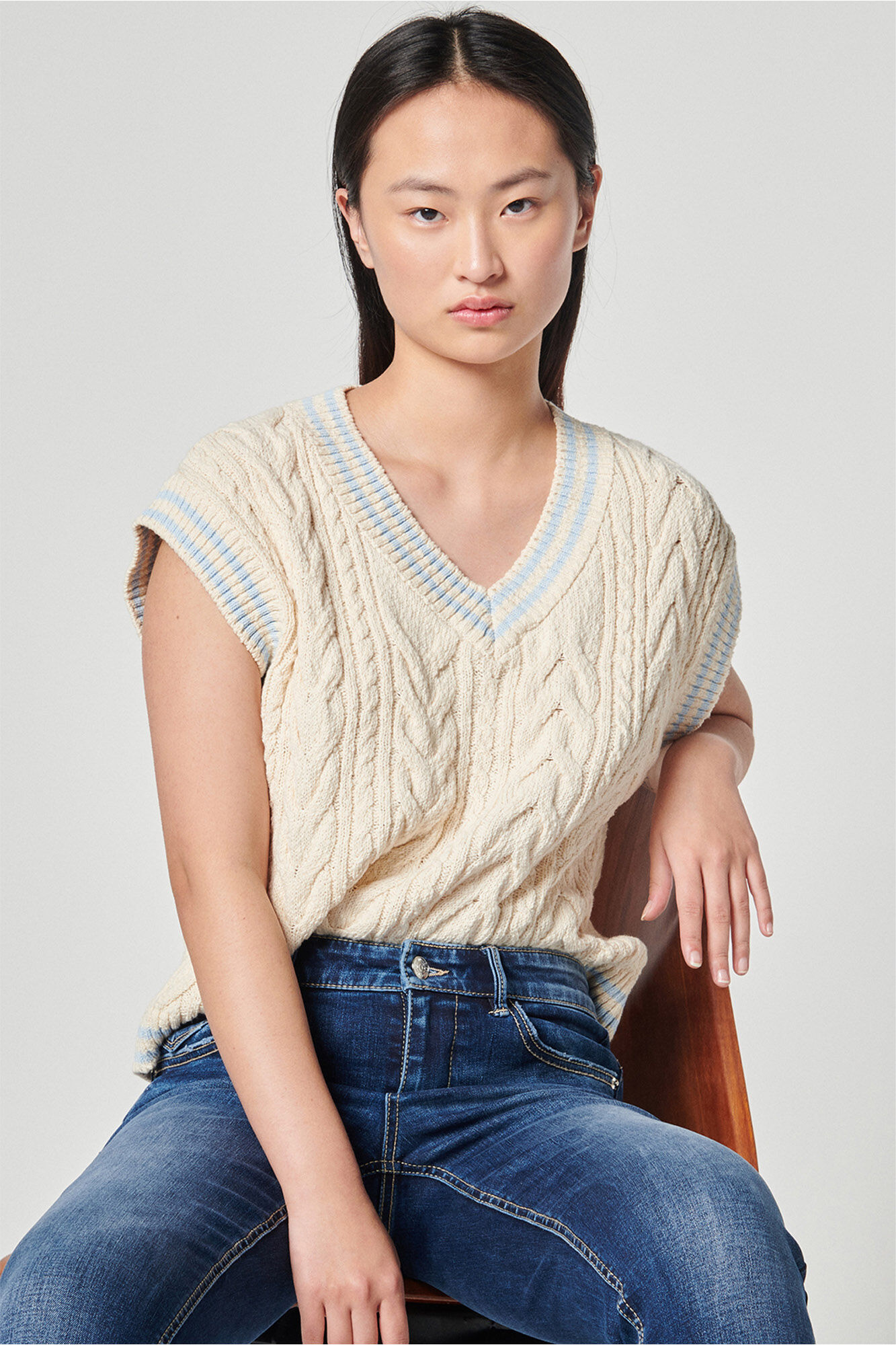 Calça jeans skinny push-up de cintura alta