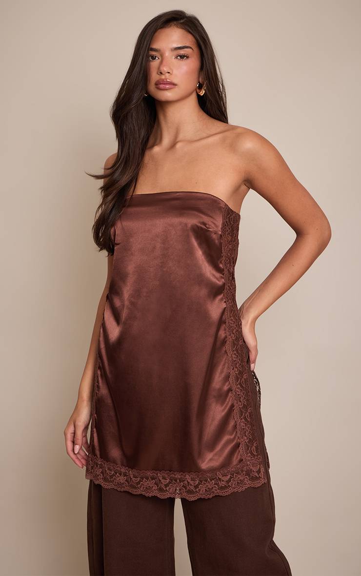 Chocolat Top Bandeau Long En Satin Avec Détails De Dentelle