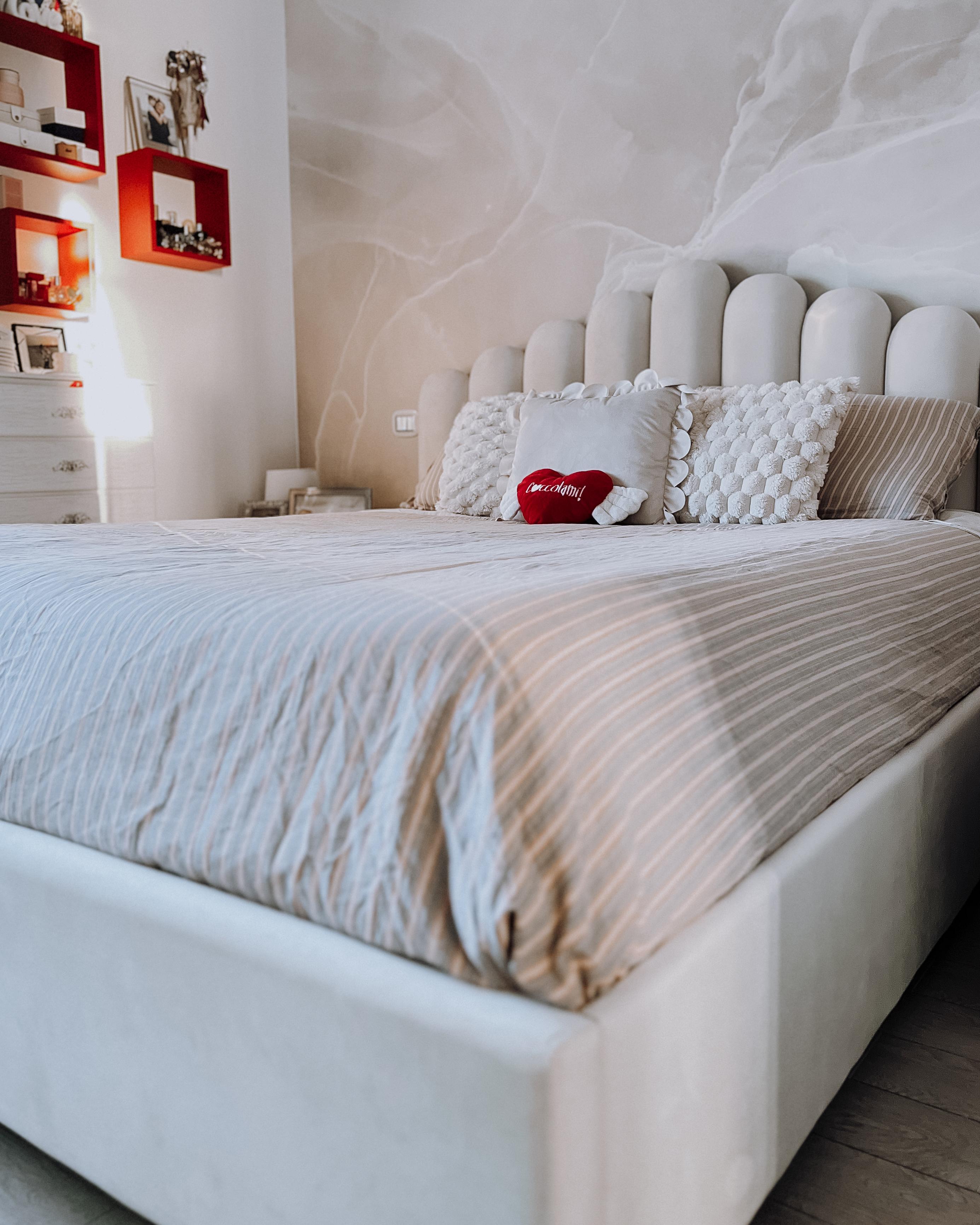 Bed met opbergruimte Fluweel VINCENNES 180 x 200 cm Gebroken wit