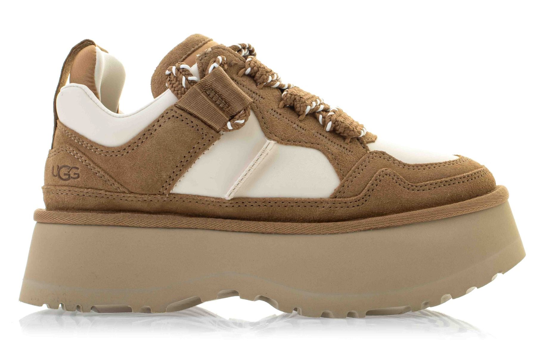 UGG Astromel