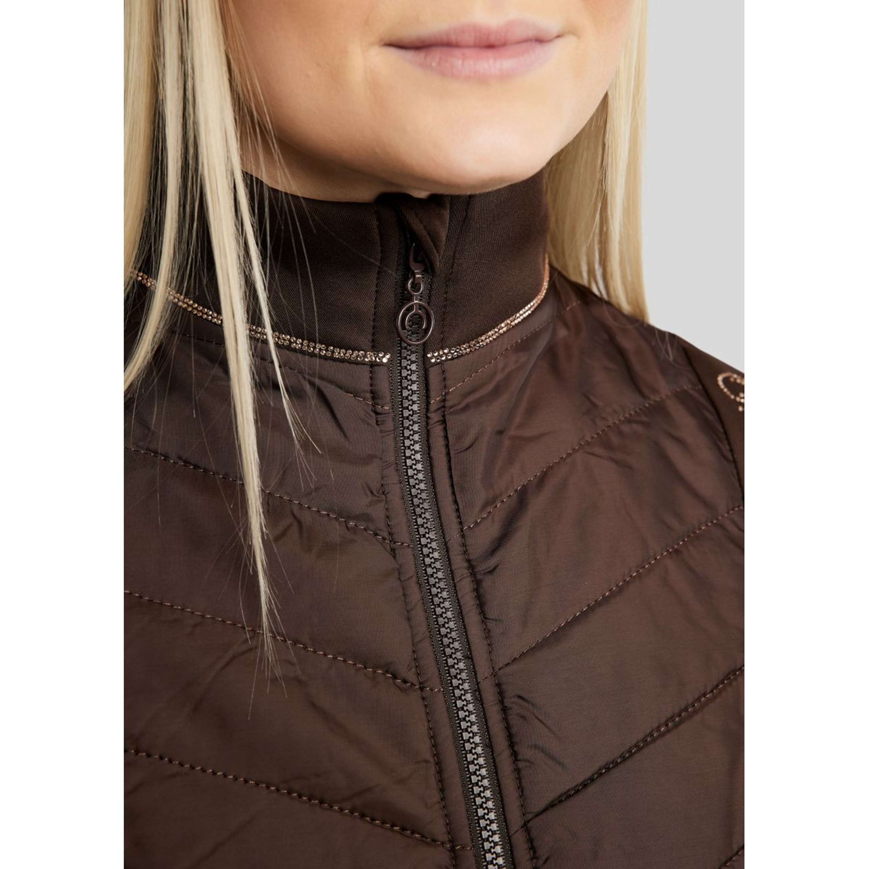 Montar Vest Momari Hybrid Bruin