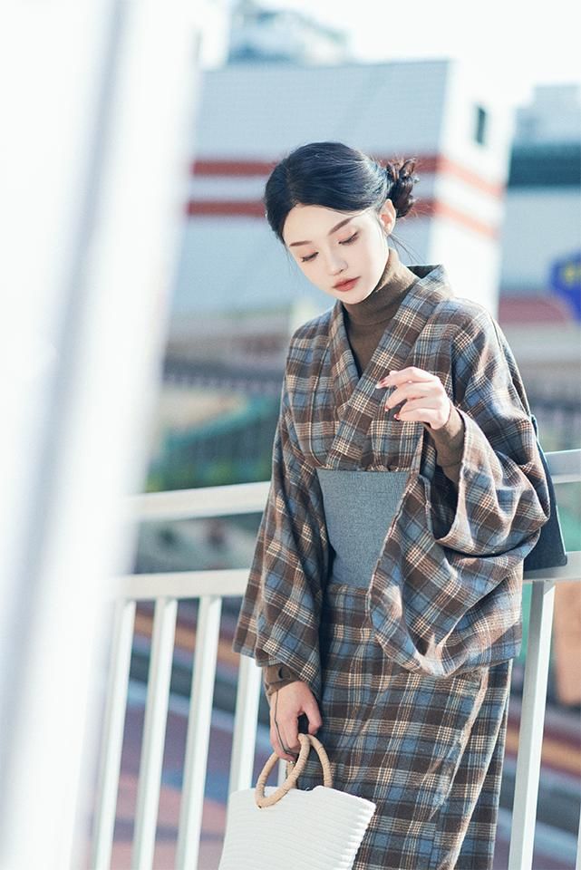 Birds & Mounts - Geruite kimono met lange mouwen