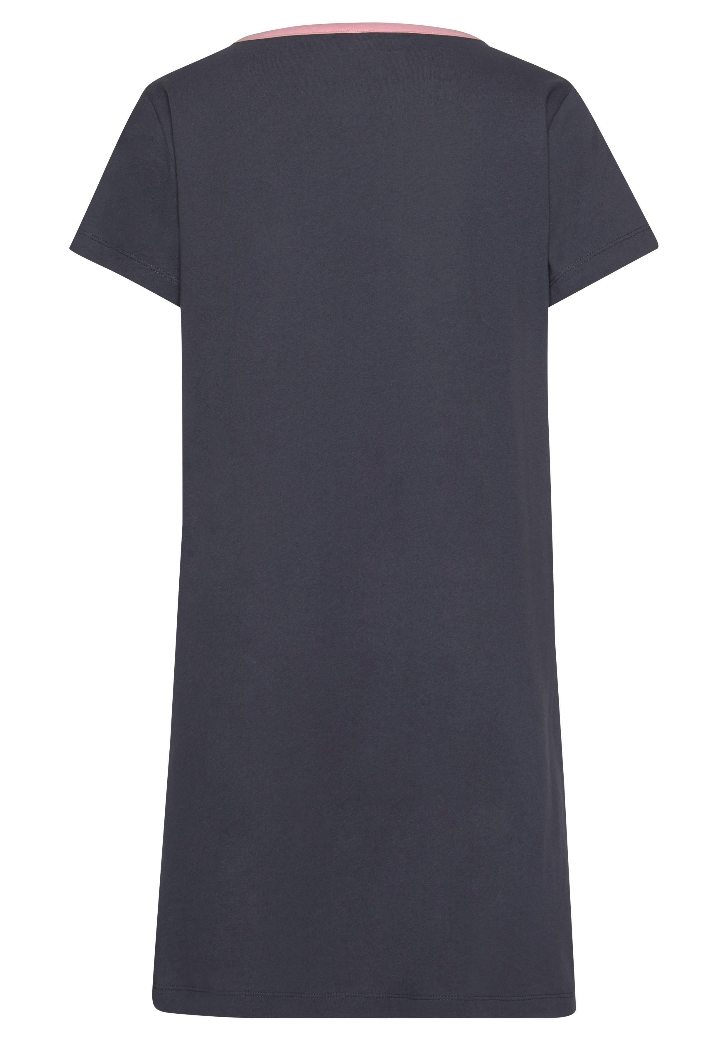 Sleepshirt