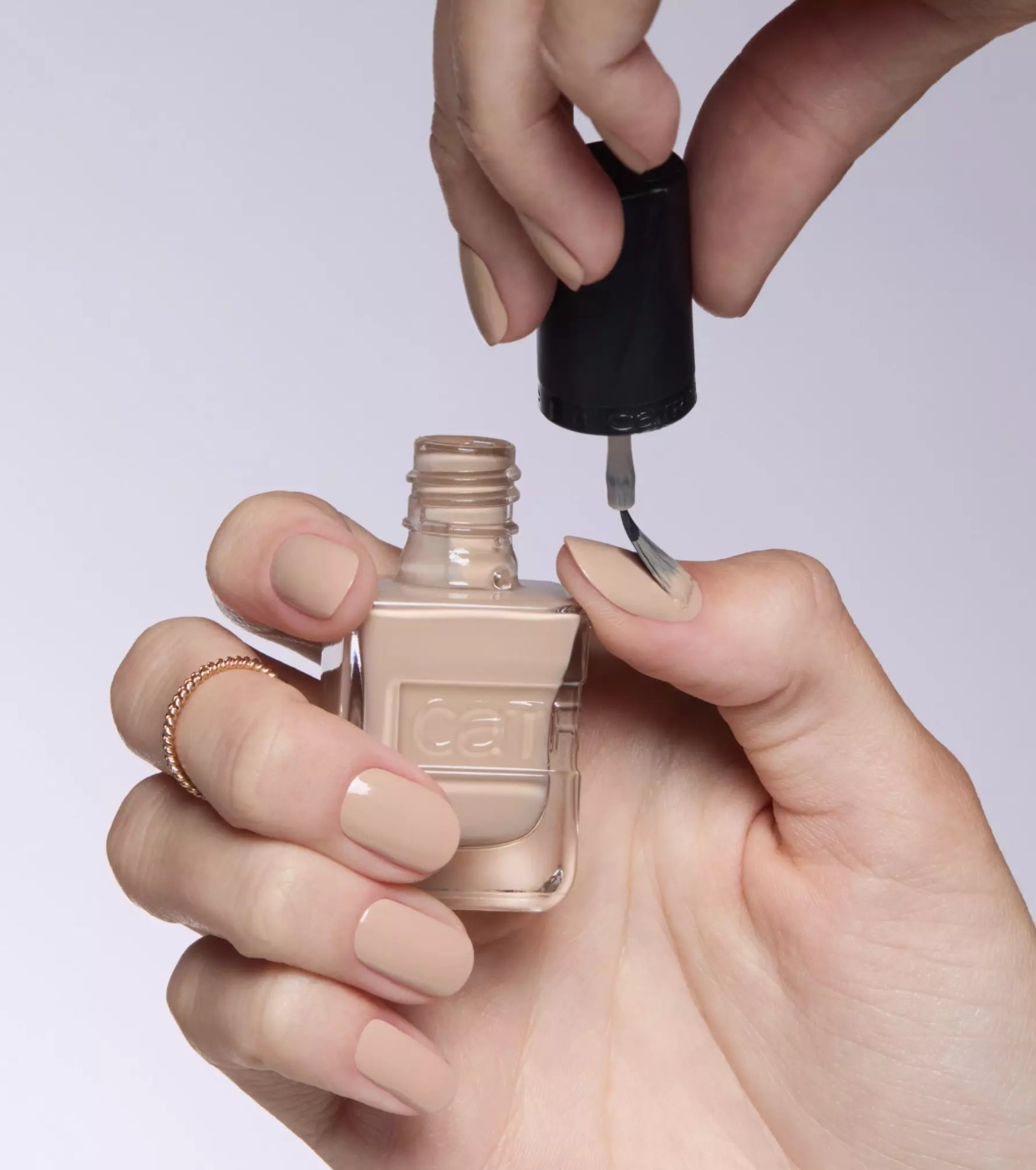 Catrice - Esmalte Gel Affair - 010: Lost My Camel In The Desert