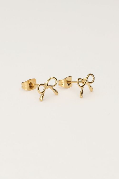 Minimalistische strikjes studs