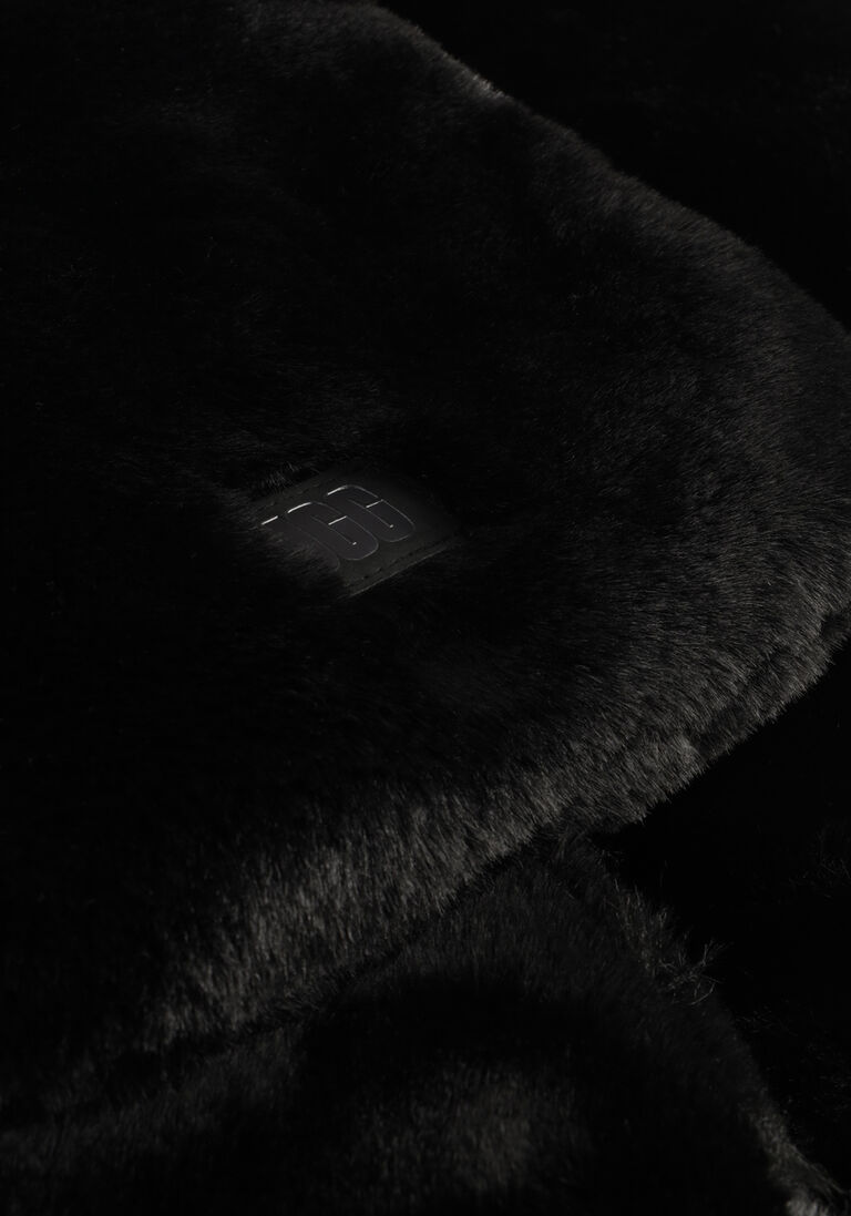 UGG zwarte ugg sjaal faux fur pull thru scarf