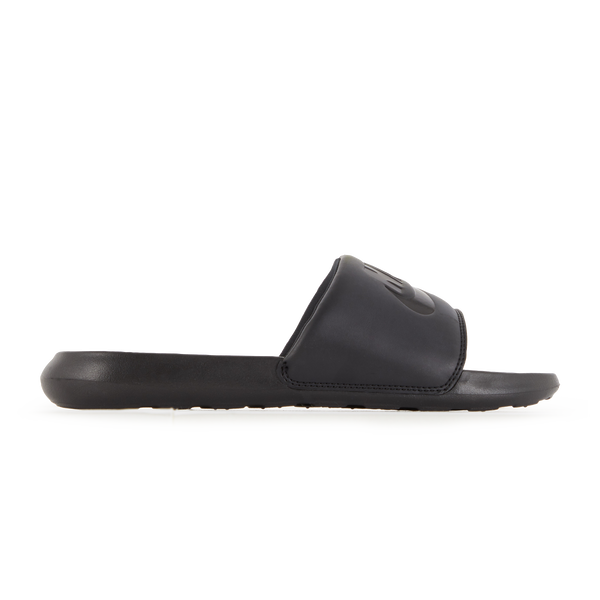 NIKE VICTORI ONE