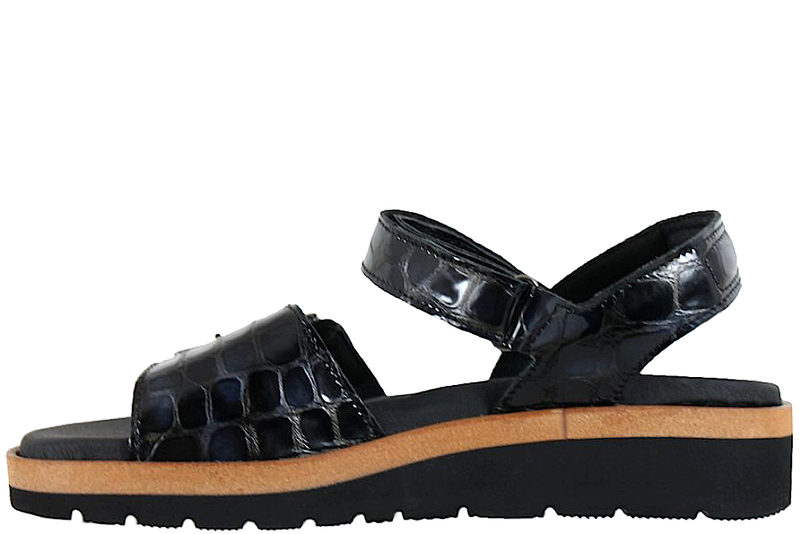 NEW FEET SANDAL I SORT PRÆGET KALVESKIND