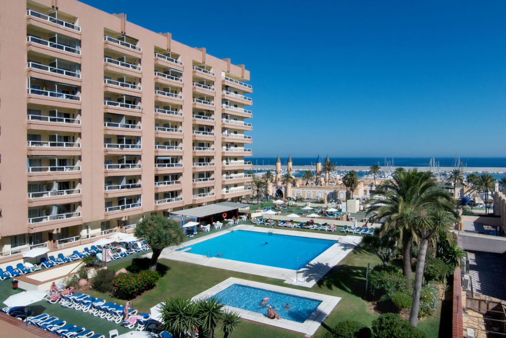 Pyr Fuengirola Logies - Aparthotel