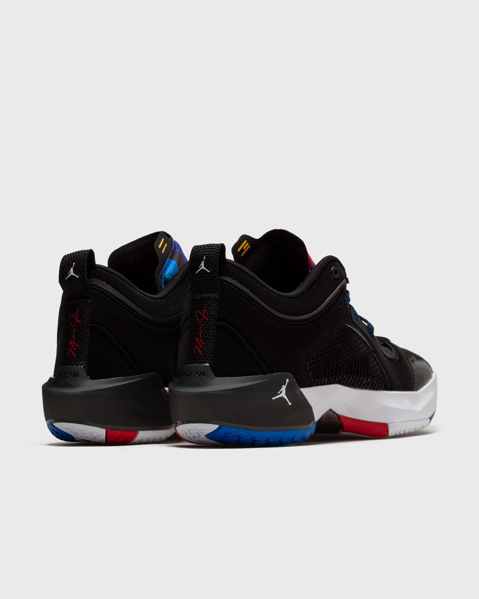 Jordan AIR JORDAN XXXVII LOW