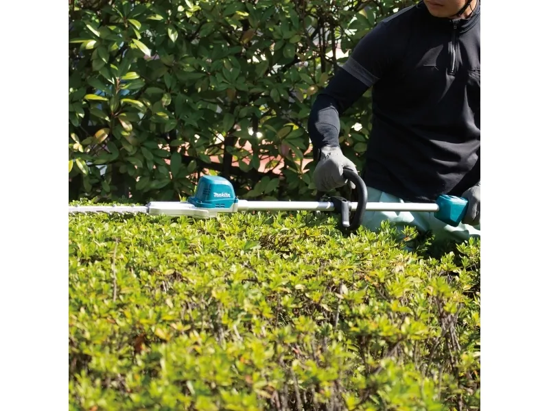 Makita DUN600LZ - Pælehæktrimmer - ledningfri - 18 V - 6 Ah - intet batteri, ingen oplader - 2000/3600/4400 spm - 60 cm - Skærekapacitet 23.5 mm - 3.7 kg - SOLO