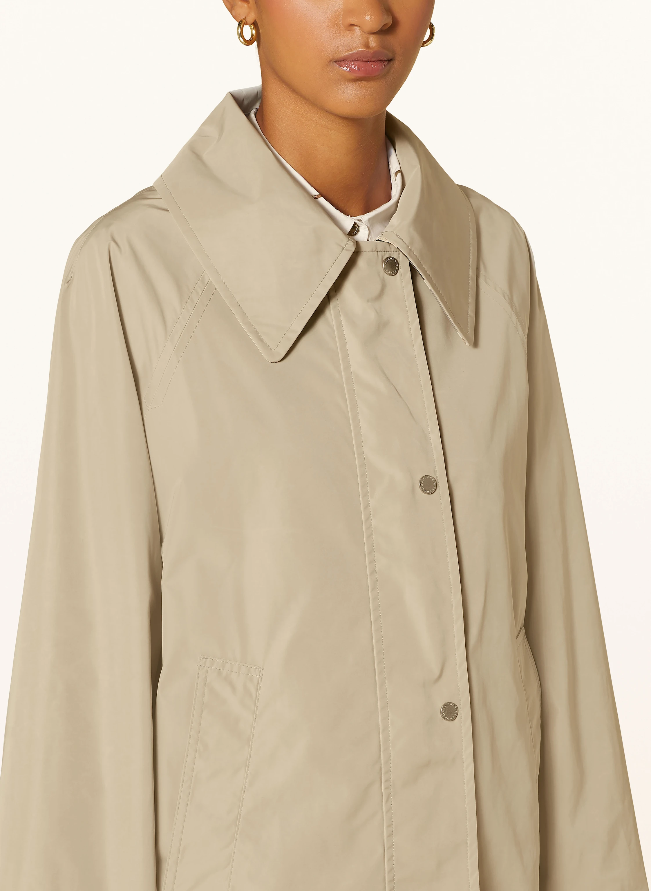 Barbour Mantel SONNET