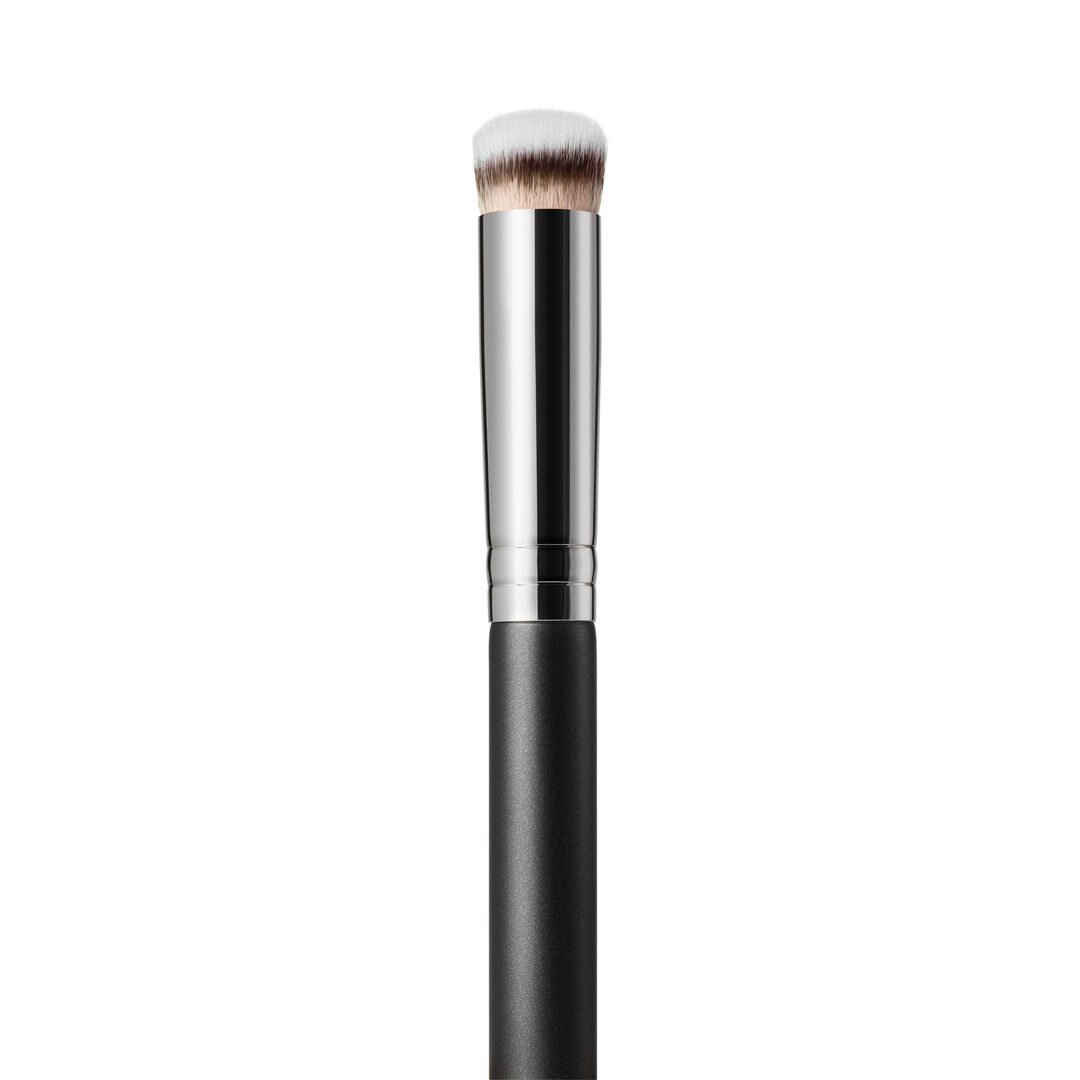 MAC  270S CONCEALER BRUSH - 1un