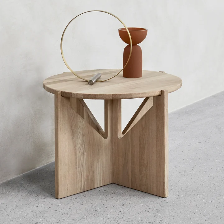 Kristina Dam Studio - Couchtisch XL, Ø 78 H 36 cm, Eiche