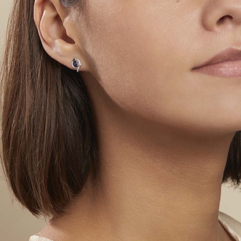 Boucles D'oreilles Puces Lydia Or Blanc Saphir