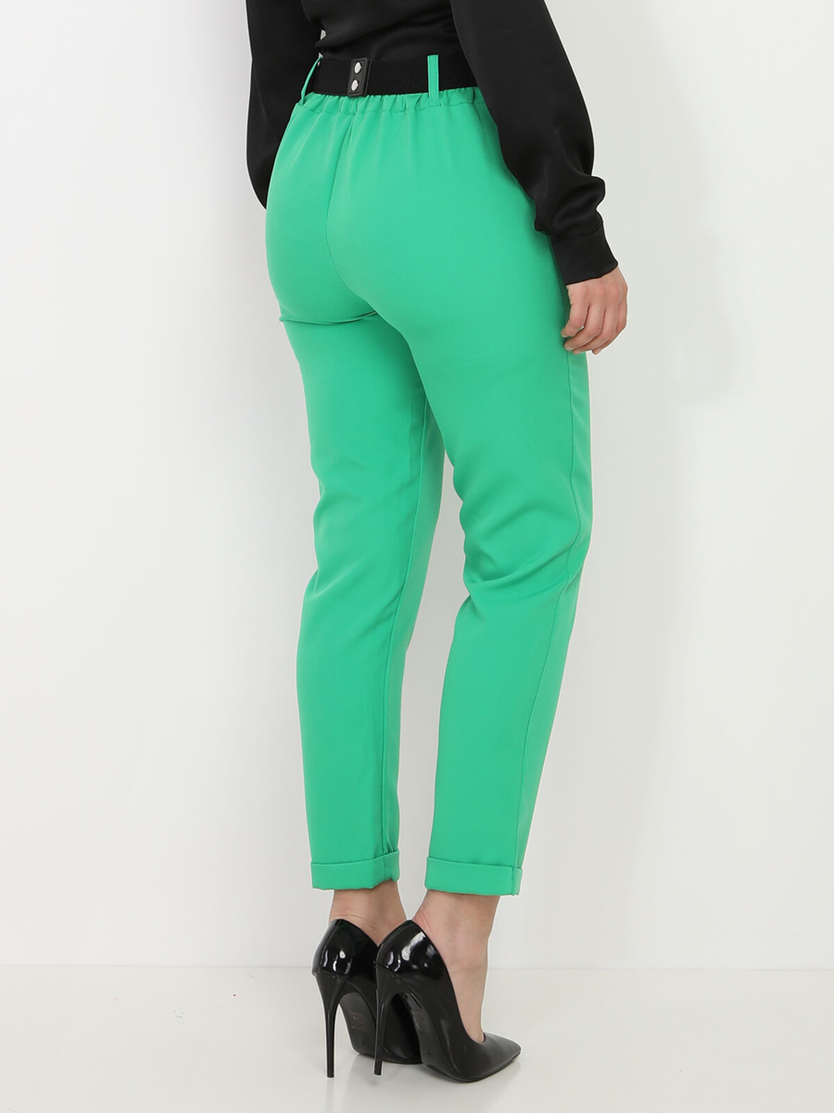 Pantalon droit avec ceinture à maillons- Vert