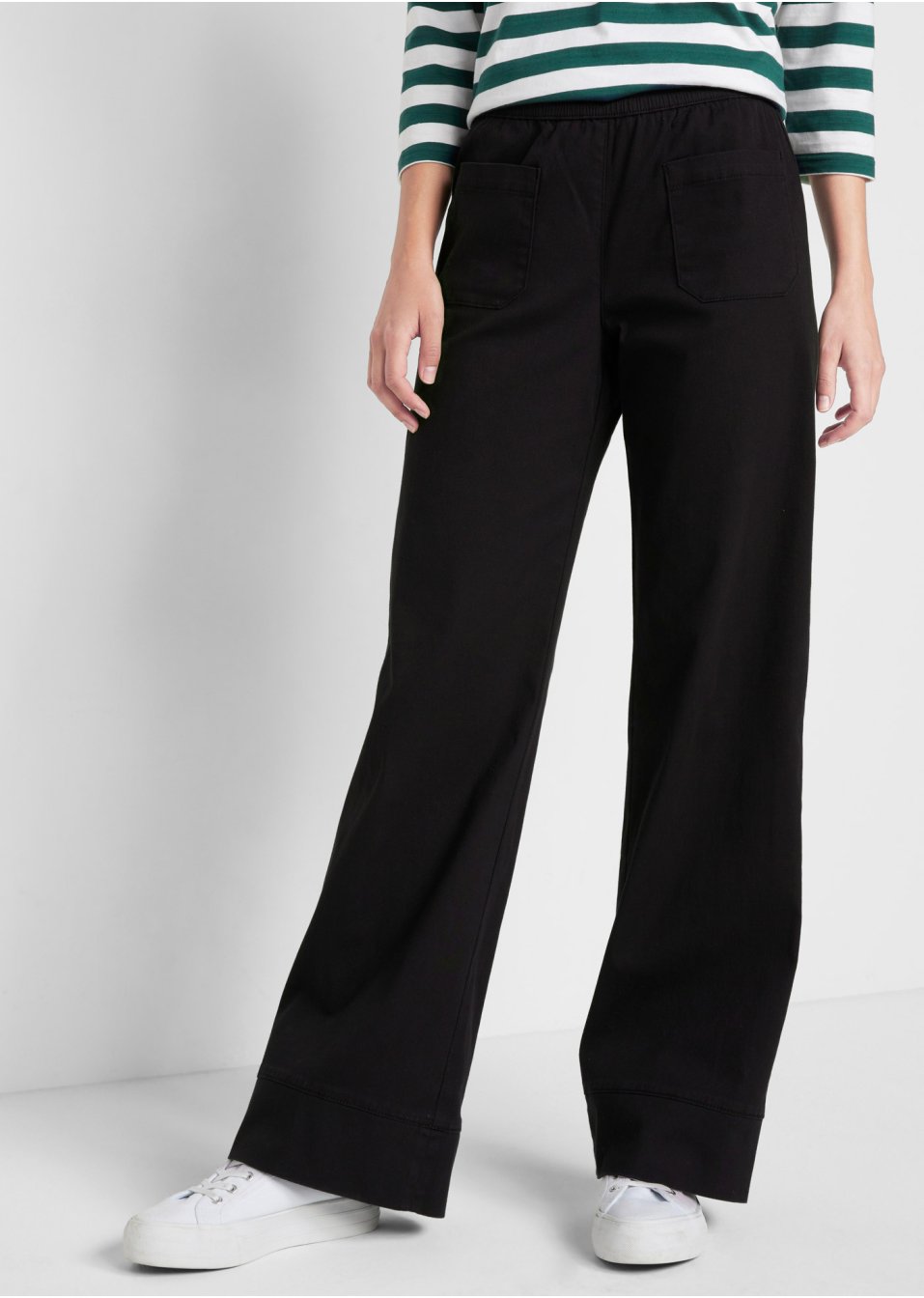 Pantalon en twill avec jambes évasées et taille confortable