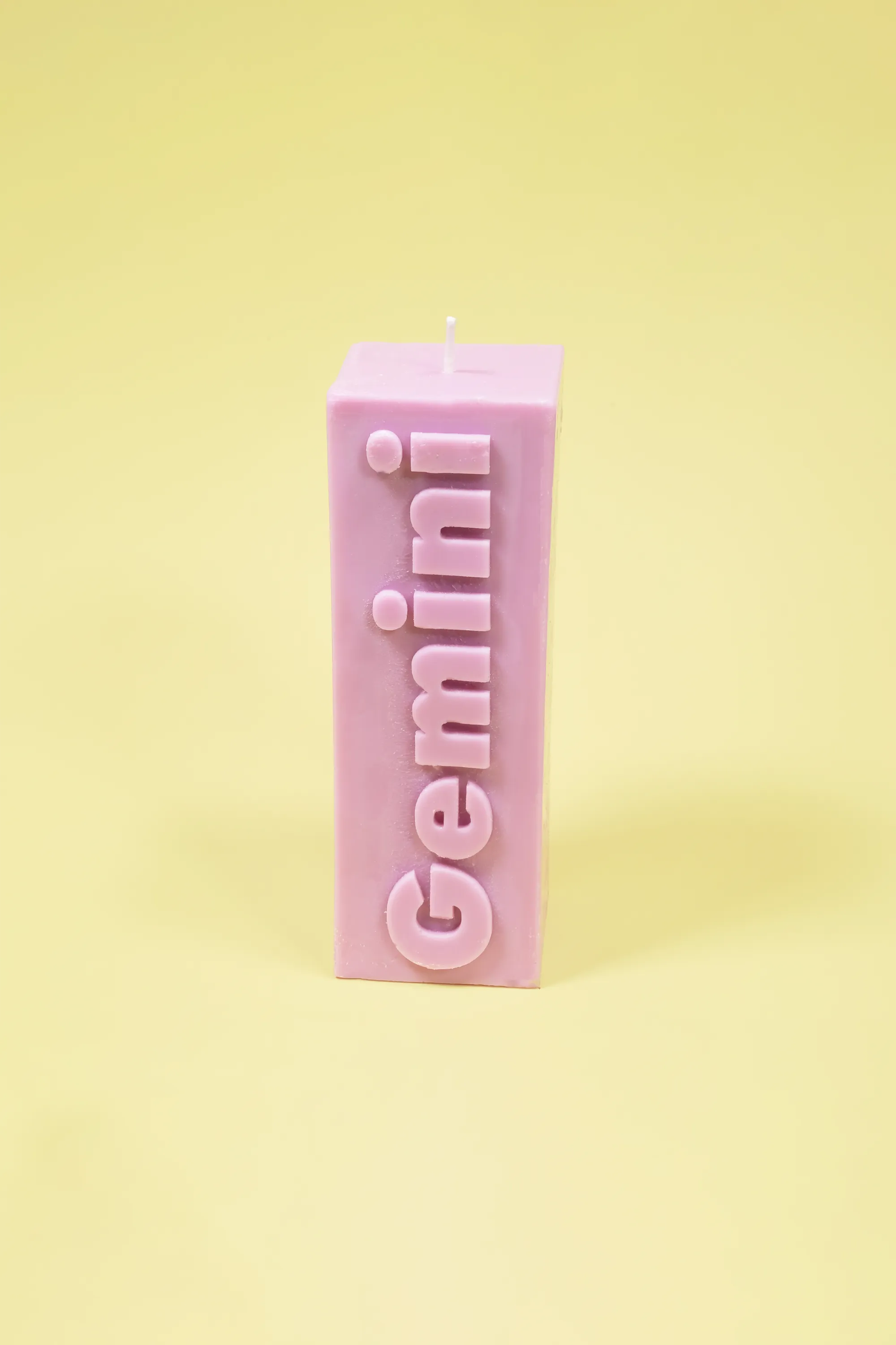 FLAMINGO CANDLES Bougie GEMINI ZODIAC BLOCK PILLAR CANDLE Violet