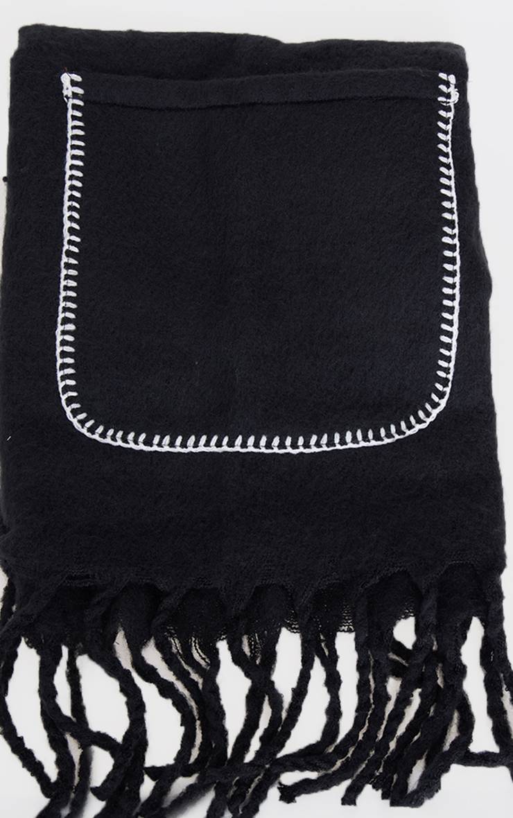 Noir Écharpe À Pompons Avec Détail De Poche Cousue