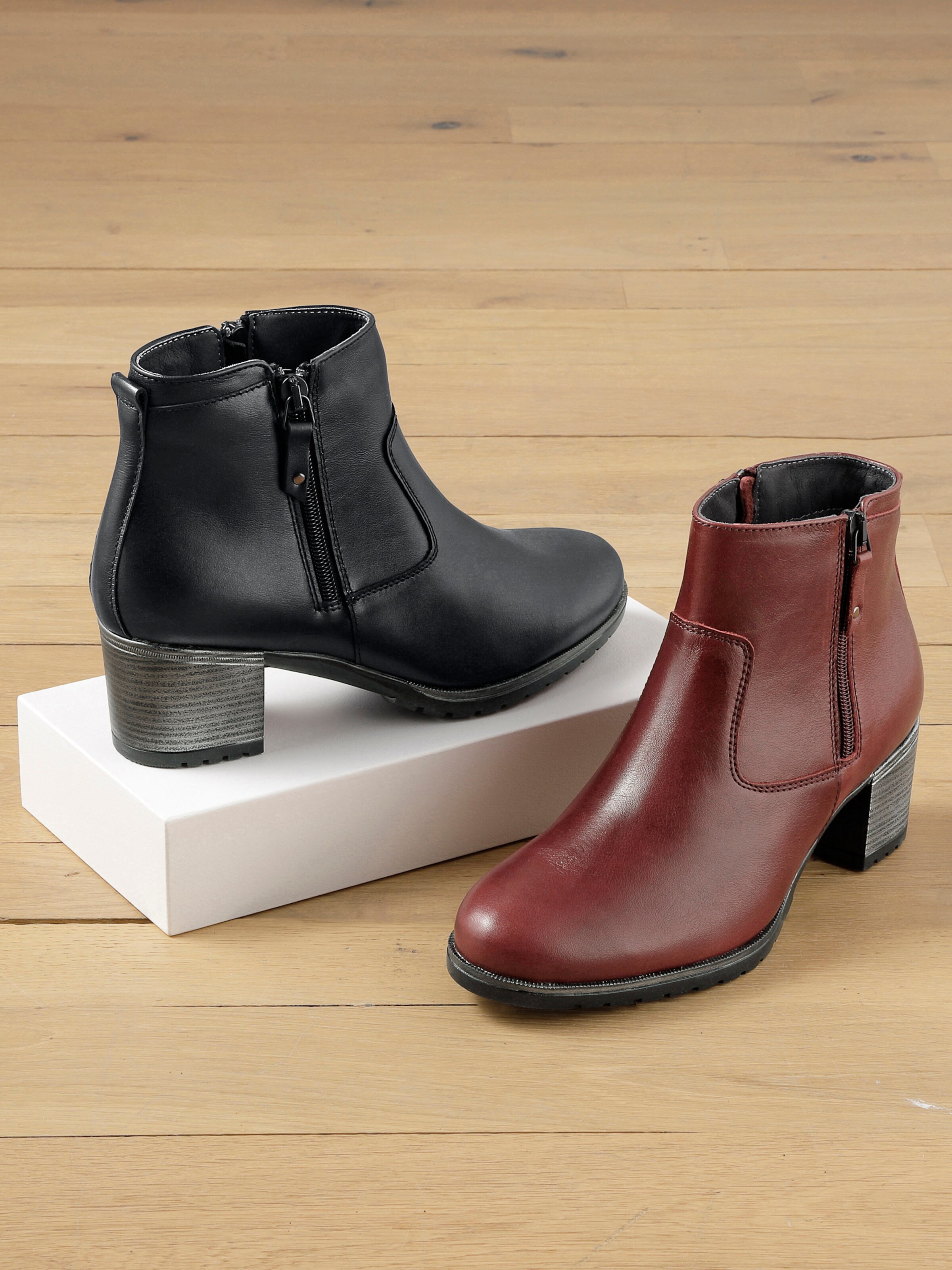 heine Kurzstiefelette in schwarz