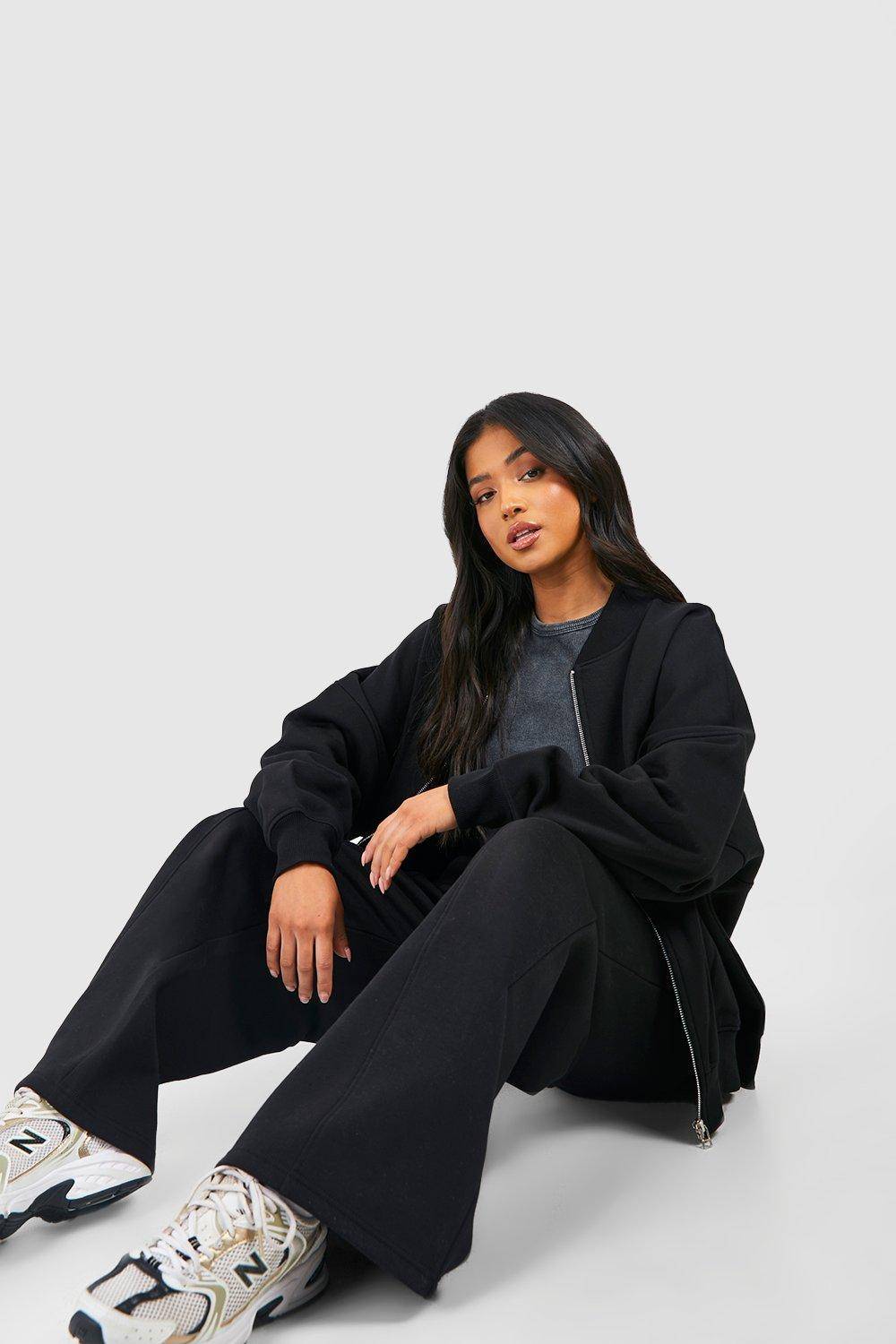 boohoo Petite survêtement bomber zippé à jambes droites pour petites tailles