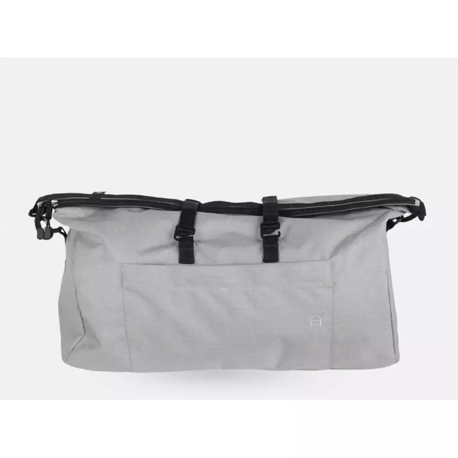 Anna und Oskar Faire Reisetasche Otto aus recyceltem Material Grau