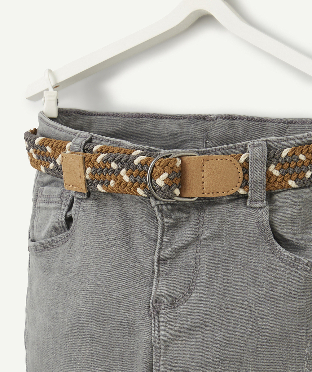 PANTALON DROIT BÉBÉ GARÇON EN DENIM LOW IMPACT GRIS AVEC CEINTURE