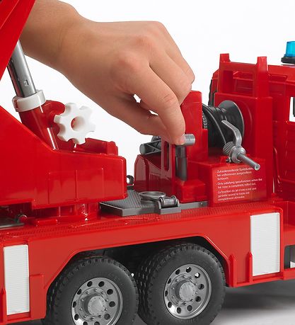 Bruder Auto - MAN TGA Feuerwehrauto m. Licht und Sound - 02771