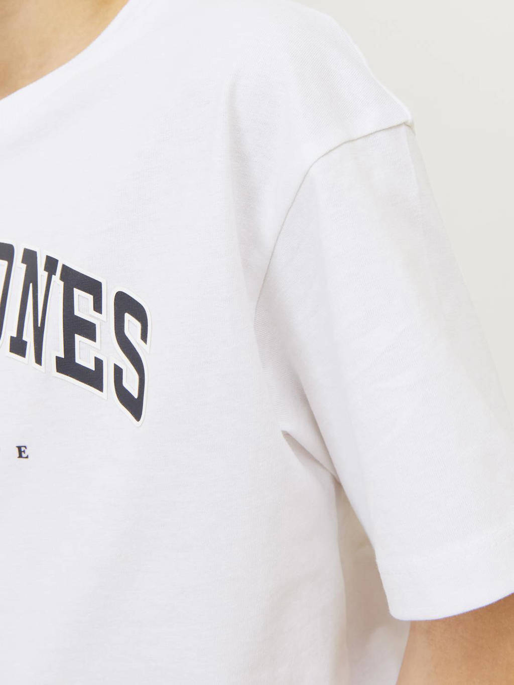 JACK & JONES T-shirt JJECALEB VARSITY met logo wit