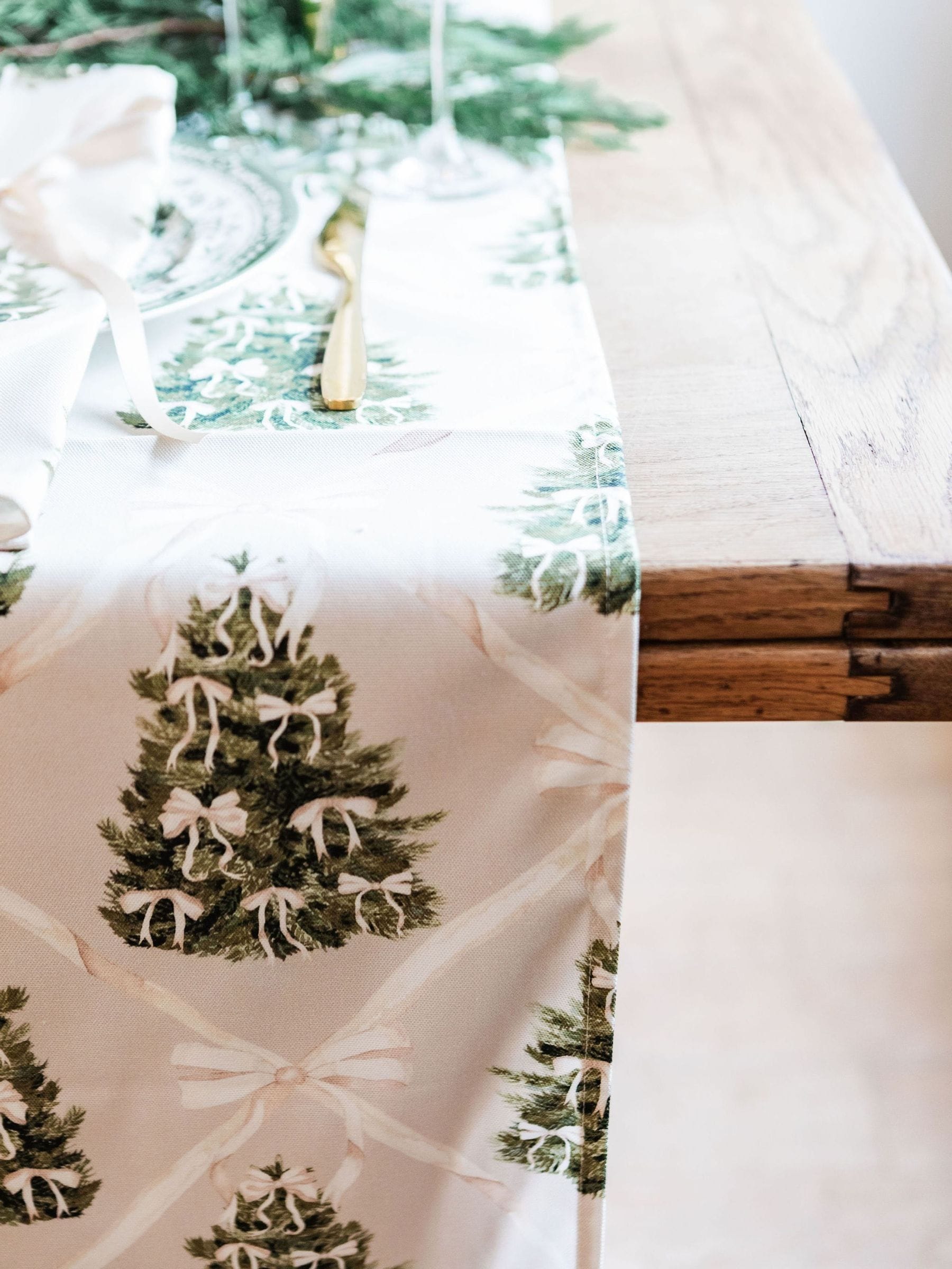 Avalon Home Forest Table Runner