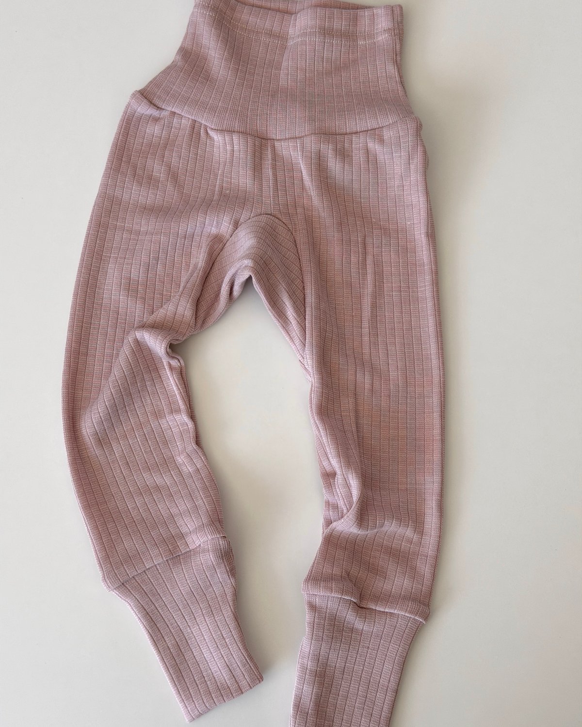 Bukse Rib m/ høyt liv – 45% Bomull, 35% Merino, 20% Silke – Ubehandlet Ull