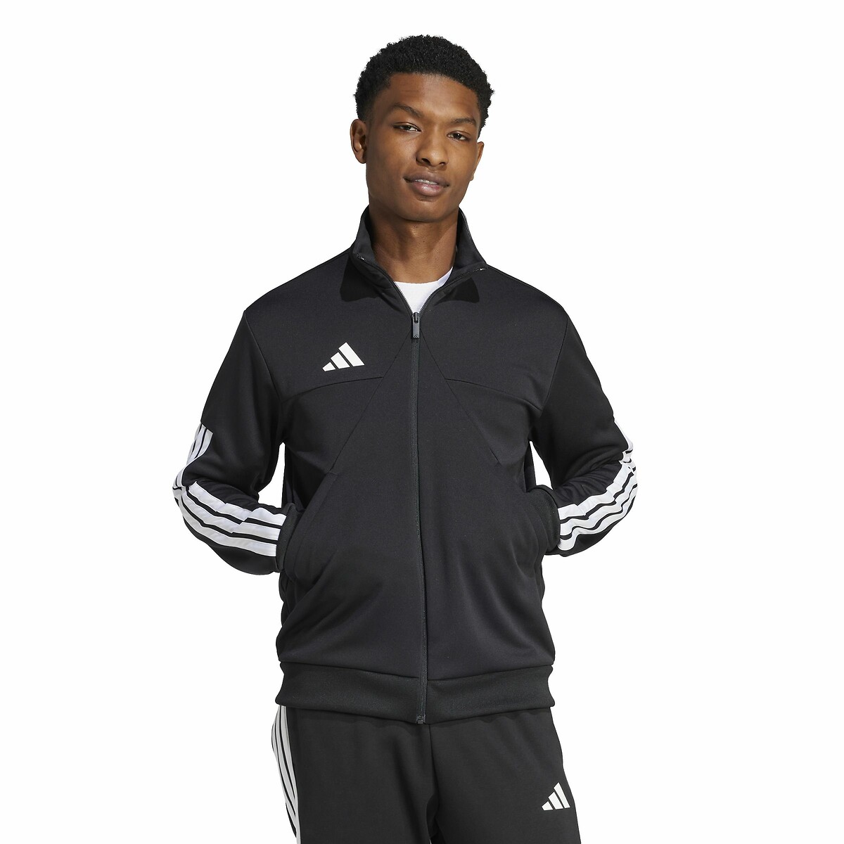 ROUPAS ESPORTIVAS ADIDAS<br>Colete de Treino Tiro Wordmark