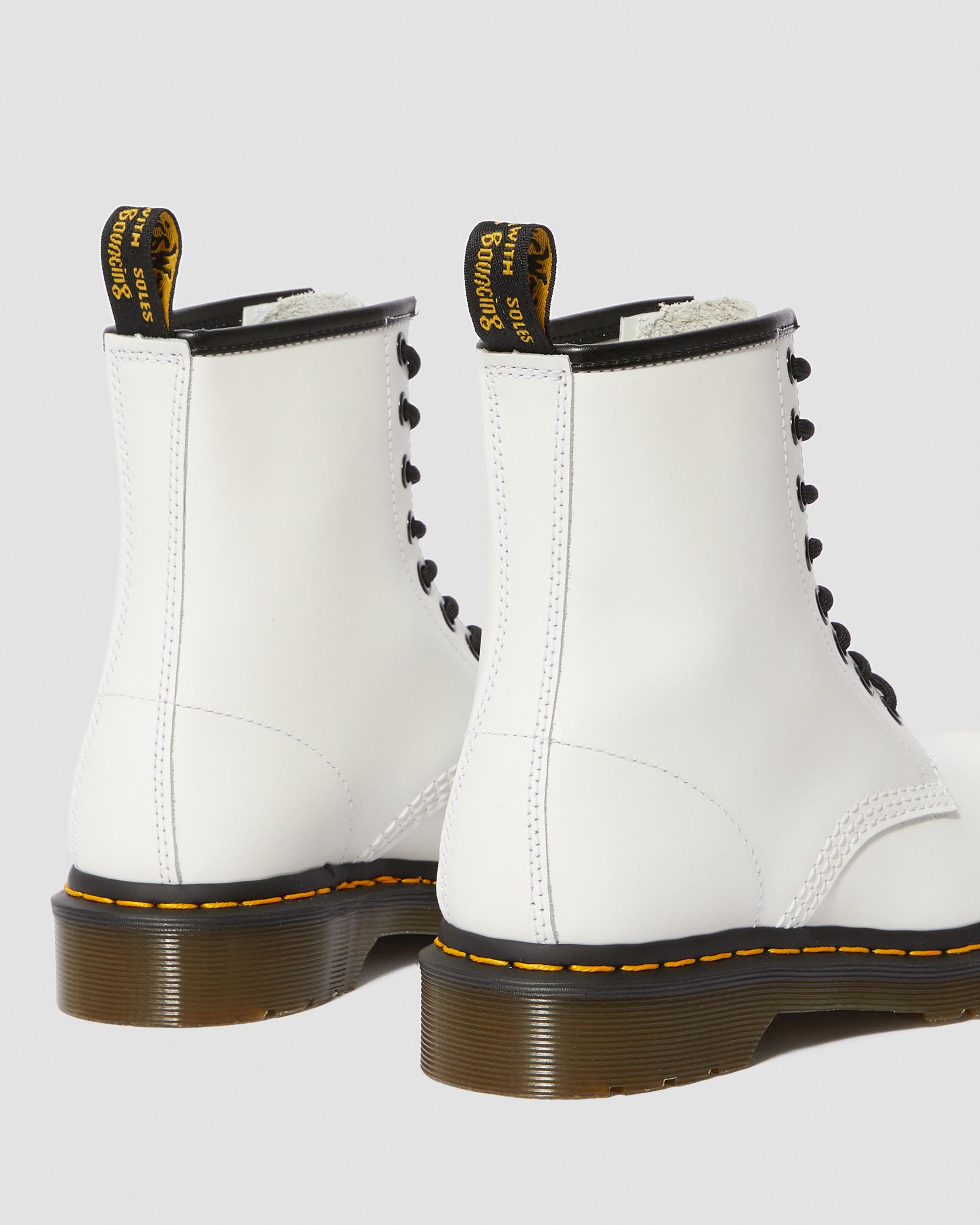 1460 Women's Smooth Leather Lace Up Boots